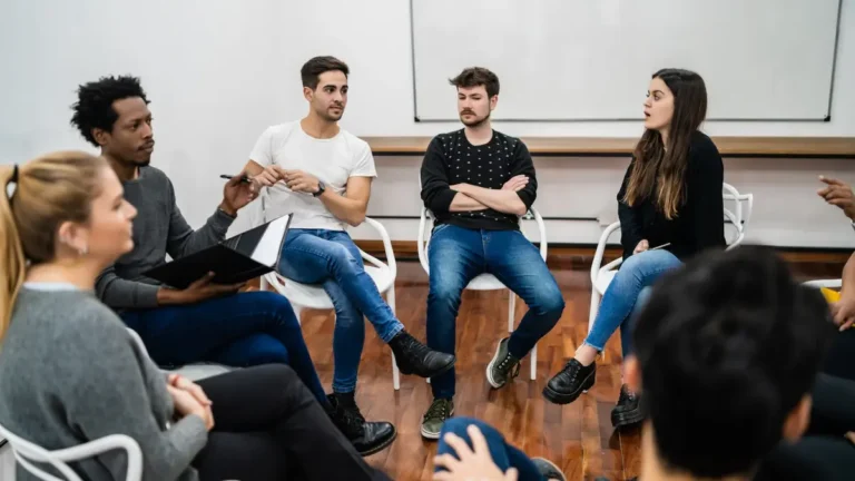 Saiba o que é um Comitê de Diversidade