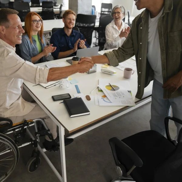 Como o business partners podem influenciar lideranças a promover a inclusão