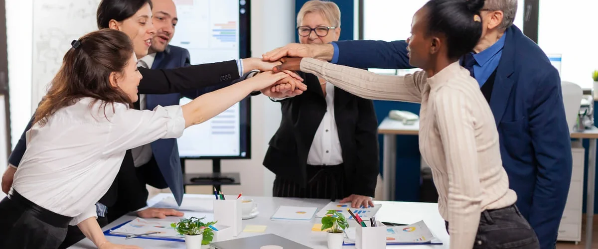 estratégias para promover confiança nas equipes